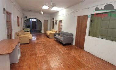 Sitio en Venta en Casa en venta en sector centro, calle Los Carrera.