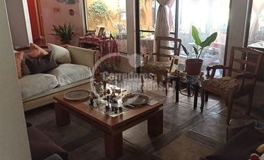 Casa en Venta en Camino Padre Hurtado con Av. Virginia Subercaseaux