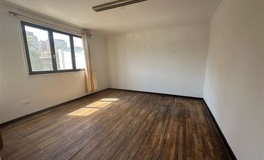 Oficina en Arriendo en Portugal /Maule