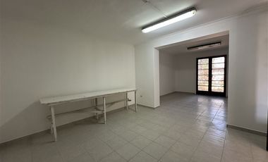 Oficina en Arriendo en Portugal /Maule