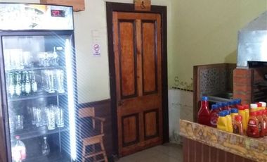 Local Comercial en Venta en Restaurante en funcionamiento en venta en sector centro. calle Maipu.