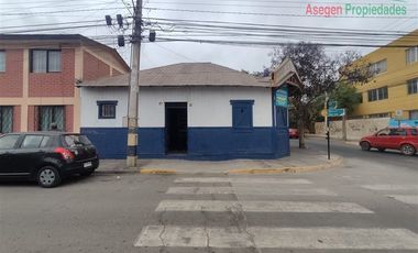 Casa en Venta en Propiedad en venta en sector centro de Vallenar, Esquina Merced con Santiago.