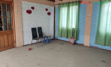 Casa en Venta en Propiedad en venta en sector centro de Vallenar, Esquina Merced con Santiago.