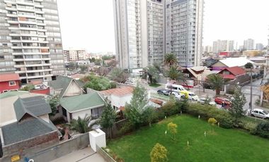 Departamento en Venta en Avda. Lazo / Gauss