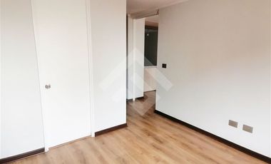 Departamento en Venta en Avda. Lazo / Gauss