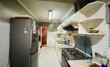 Casa en Venta en Gran Avenida/ Av. El Parrón