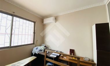 Casa en Venta en Gran Avenida/ Av. El Parrón