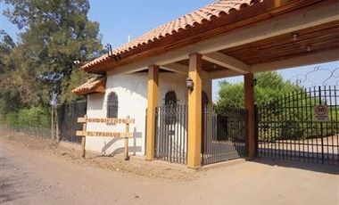 Parcela en Venta en Camino Polpaico / El Tranque