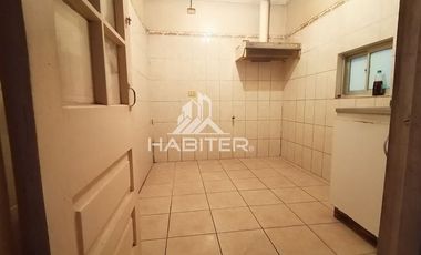 Local Comercial en Venta en Al lado de café Francés