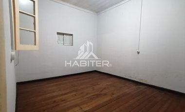 Local Comercial en Venta en Al lado de café Francés