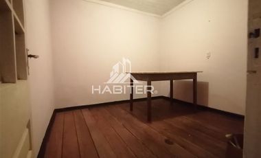 Local Comercial en Venta en Al lado de café Francés