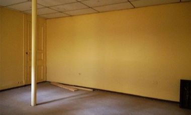 Local Comercial en Arriendo en Monjitas / Santo Domingo/metro Bellas Artes