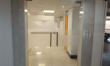 Oficina en Arriendo en Holanda con Tobalaba