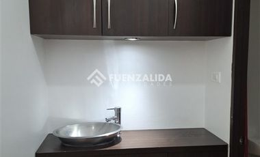 Oficina en Arriendo en Aldunate esquina Balmaceda, Empalme.