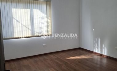 Oficina en Arriendo en Aldunate esquina Balmaceda, Empalme.