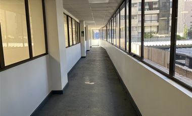 Oficina en Arriendo en Tobalaba con Providencia