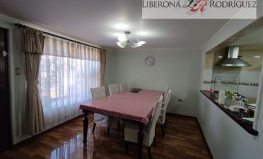 Casa en Venta en Casa esquina en Belloto