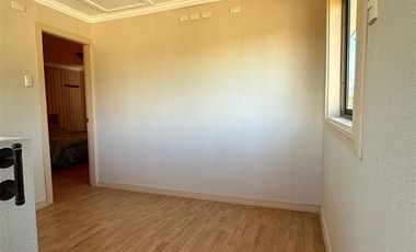 Casa en Venta en Parcela Agrícola con gran casa, quincho, galpón camino a Pinto
