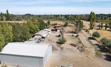 Casa en Venta en Parcela Agrícola con gran casa, quincho, galpón camino a Pinto