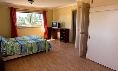 Casa en Venta en Parcela Agrícola con gran casa, quincho, galpón camino a Pinto