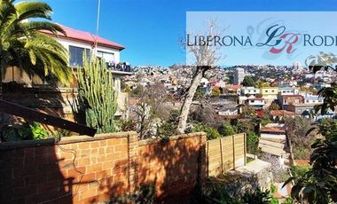 Casa en Venta en 4 Casas en Cerro Yungay