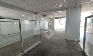 Local Comercial en Arriendo en Av. Libertad