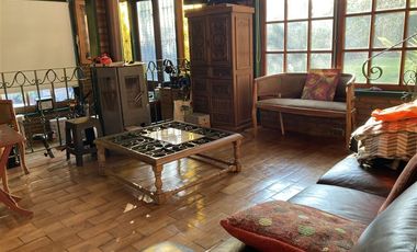 Casa en Venta en Las Araucarias con Central