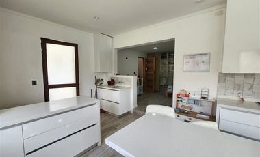 Casa en Venta en Condominio Lomas de Nogales, Machalí