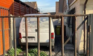 Casa en Venta en Interprovincial con Costanera Poniente