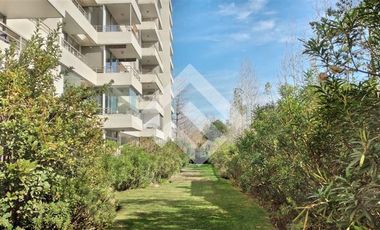 Estacionamiento en venta en La Reina, Santiago