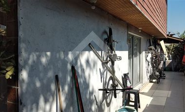 Casa en Venta en Santa Rosa / Varas Mena