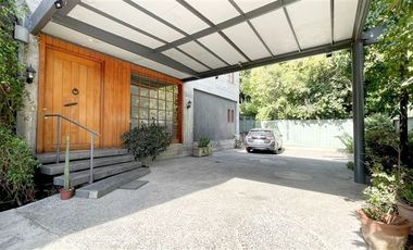 Casa en Venta en Carlos Silva Vildósola / Julia Berstein