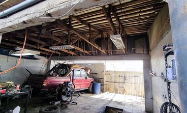 Local Comercial en Venta en Mariano La Torre 205