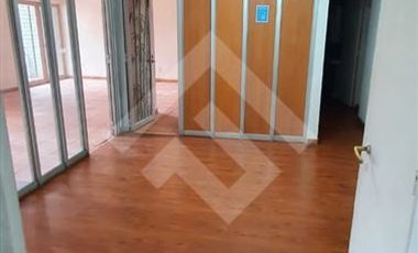 Oficina en Venta en VICUÑA MACKENNA