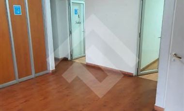 Oficina en Venta en VICUÑA MACKENNA