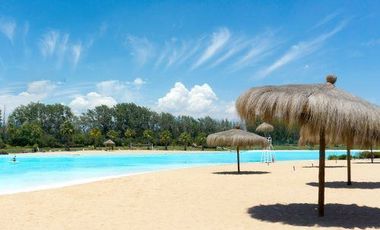 Casa en Venta en Av. La Laguna/ Codominio Las Rocas