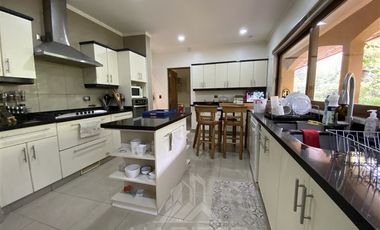 Casa en Venta en Camino Los Niches