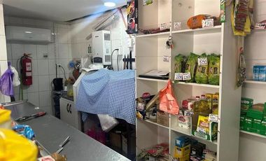 Local Comercial en Venta en El Olimpo con Blanco Encalada