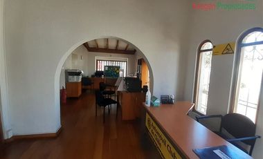 Casa en Arriendo en Casa en venta en Avenida Copayapu, sector Pedro Pablo Figueroa.