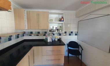 Casa en Arriendo en Casa en venta en Avenida Copayapu, sector Pedro Pablo Figueroa.