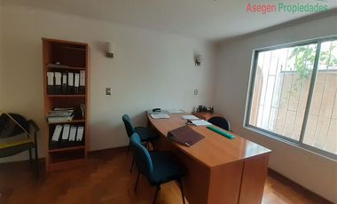 Casa en Arriendo en Casa en venta en Avenida Copayapu, sector Pedro Pablo Figueroa.