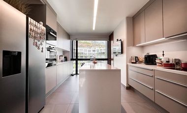 Departamento en Arriendo en Amplio departamento en Lo Curro a minutos de Costanera Norte