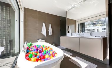 Departamento en Arriendo en Amplio departamento en Lo Curro a minutos de Costanera Norte