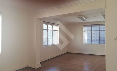 Oficina en Venta en Metro Universidad de Chile