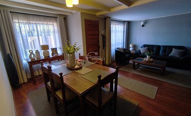 Casa en Venta en Marathon. Macúl