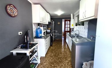 Casa en Venta en Marathon. Macúl