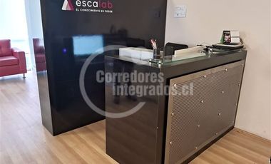 Oficina en Venta en Antonio Bellet, Metro Pedro de Valdivia