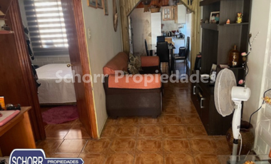 Casa en Venta en Jardines del Este, Casa pequeña de 3 dormitorios 1 baño 33 oriente 7 sur