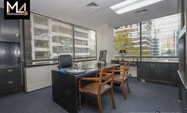 Oficina en Venta en Agusto Leguía / Apoquindo