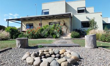 Casa en Venta en Lomas de Mantagua